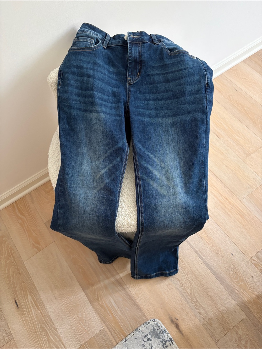 Women’s Boot Cut Jeans in Distressed Dark Blue